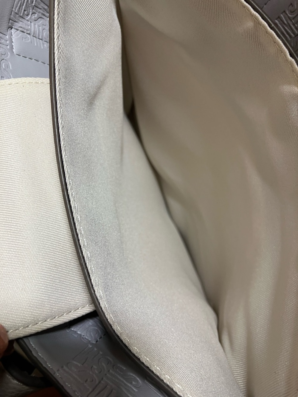 Steve Madden Cream Leather Tote with Removable Card Holder - Picture 7 of 13